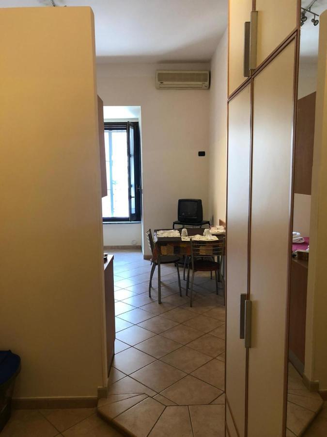Guest House Via Poerio Catanzaro Ngoại thất bức ảnh